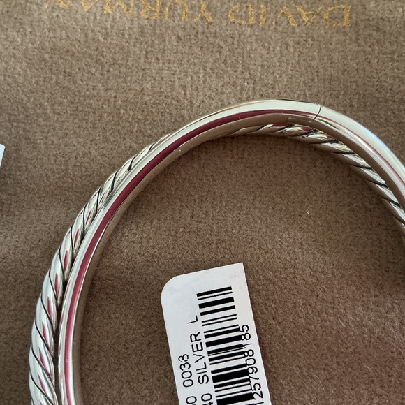 David Yurman bangle bracelet, NWT - Picture 5 of 11